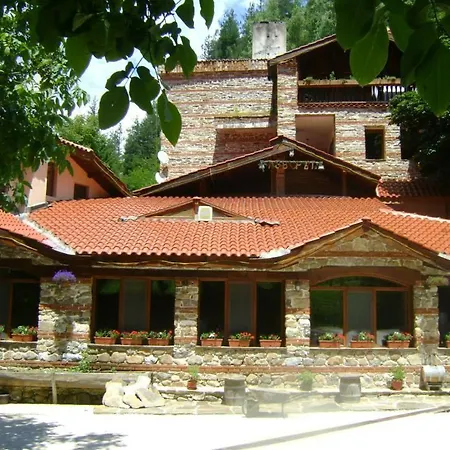 Хотел Изворът С.Арда Arda (Smolyan)